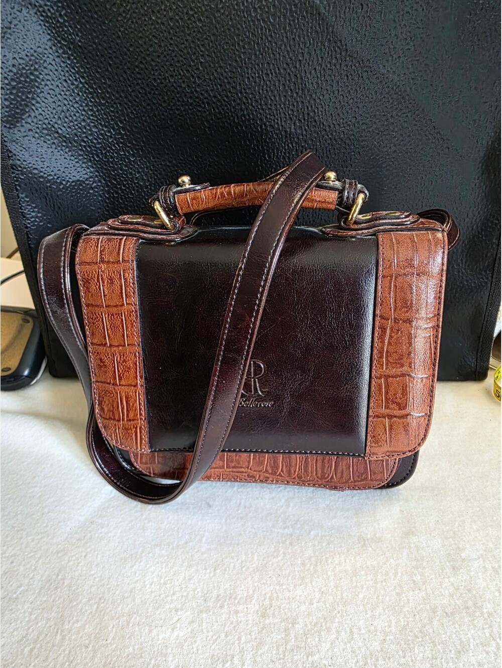 Bellerose Brown Faux Leather Organizer Crossbody Purse Built-In Wallet Phone